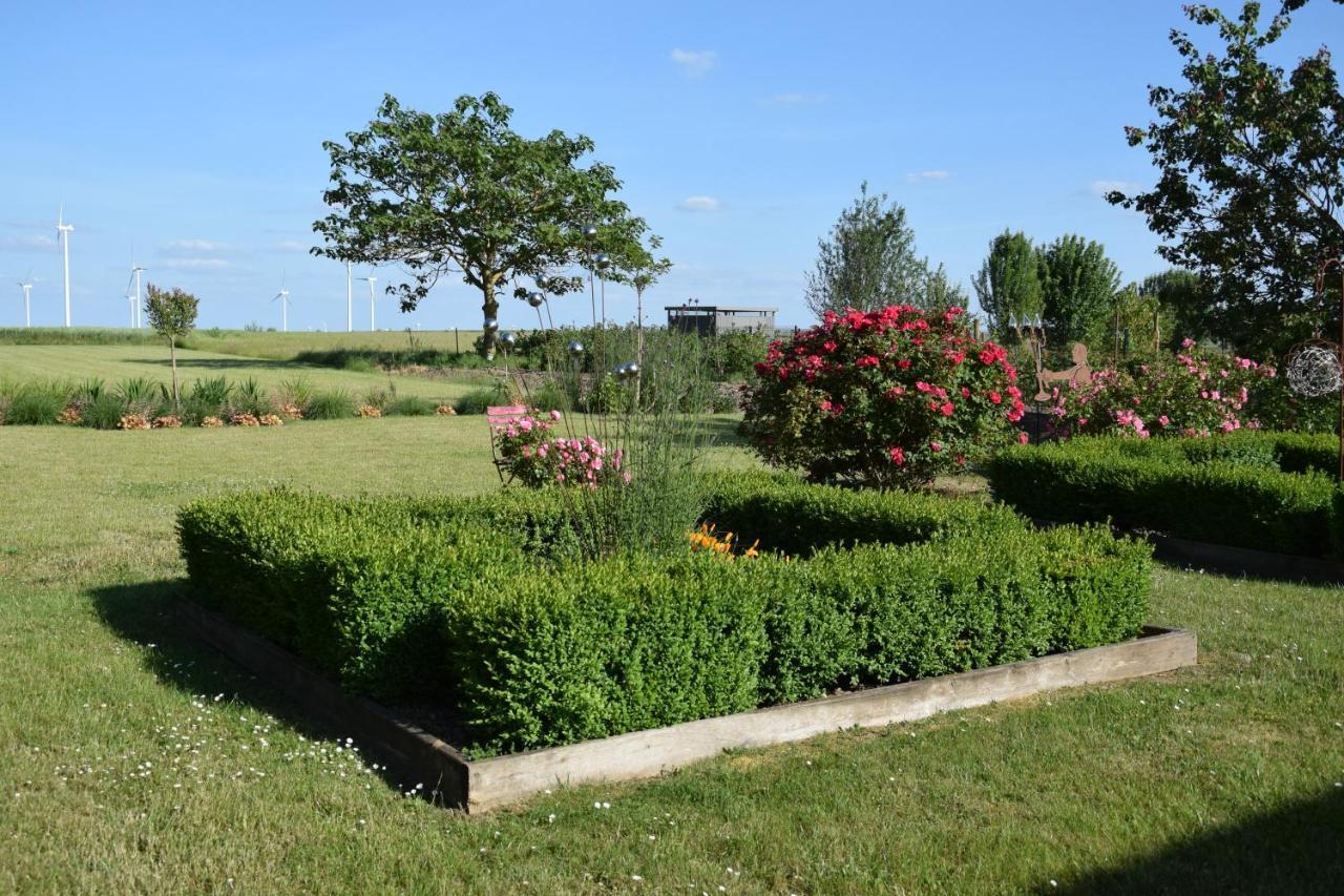 Bed and Breakfast L'Escale Aux Framboises Rouy-le-Petit Exterior foto