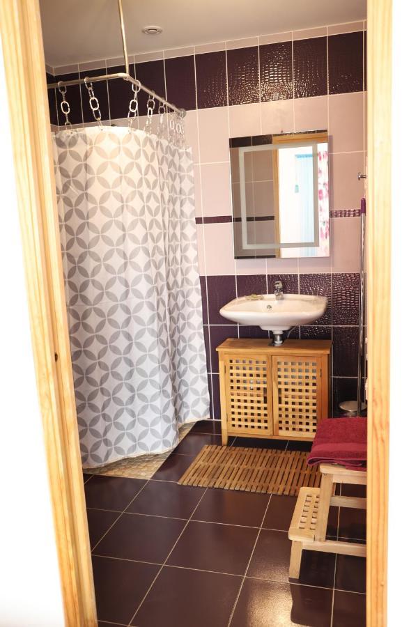 Bed and Breakfast L'Escale Aux Framboises Rouy-le-Petit Exterior foto
